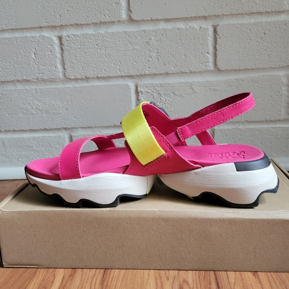 SOREL Kinetic Impact Sling Sandals Cactus Pink 8, New Without Box - Picture 6 of 8